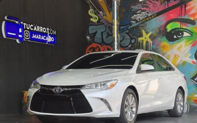 TOYOTA CAMRY 2016