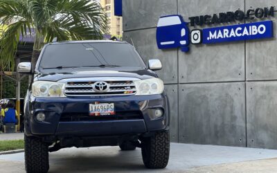 TOYOTA FORTUNER 4×4 2010