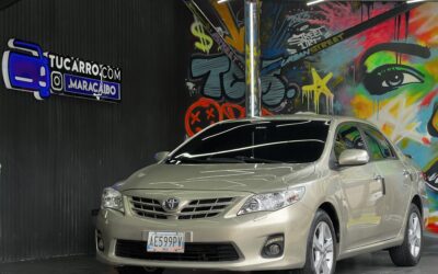 TOYOTA COROLLA GLI 2013