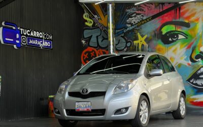 TOYOTA YARIS 2009