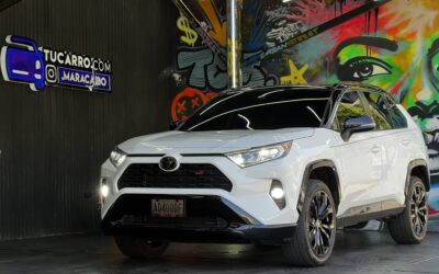 TOYOTA RAV4 XLE 2021