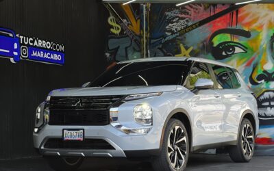MITSUBISHI OUTLANDER SE 2023