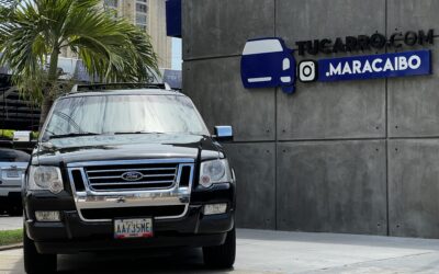 FORD EXPLORER LIMITED 2011