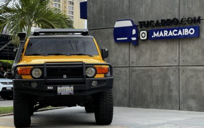 TOYOTA FJ 2008