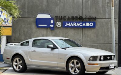 FORD MUSTANG 2008