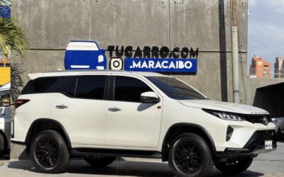 TOYOTA FORTUNER 2.7 2025