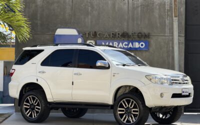 TOYOTA FORTUNER 2011