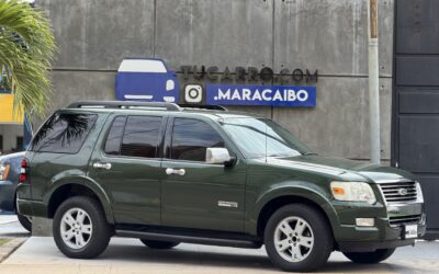 FORD EXPLORER XLT 2011