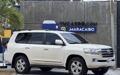 TOYOTA LAND CRUISER 2016