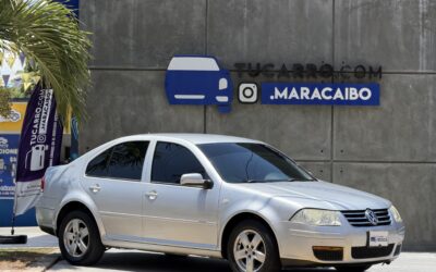 VOLKSWAGEN BORA 2009