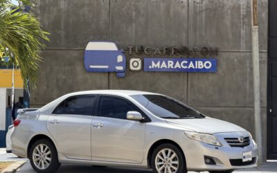 TOYOTA COROLLA GLI 2011