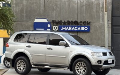 MITSUBISHI MONTERO 2015