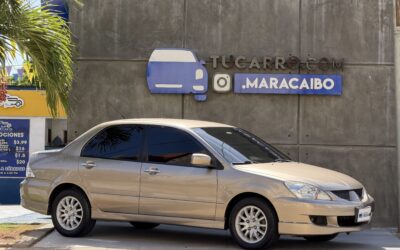 MITSUBISHI TOURING 2.0 2011