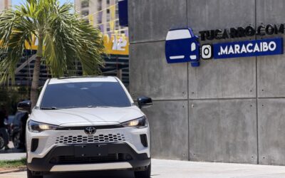 TOYOTA COROLLA CROSS 2026